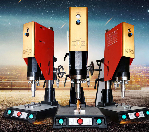 超聲波焊接機(jī) 超聲波焊接機(jī)